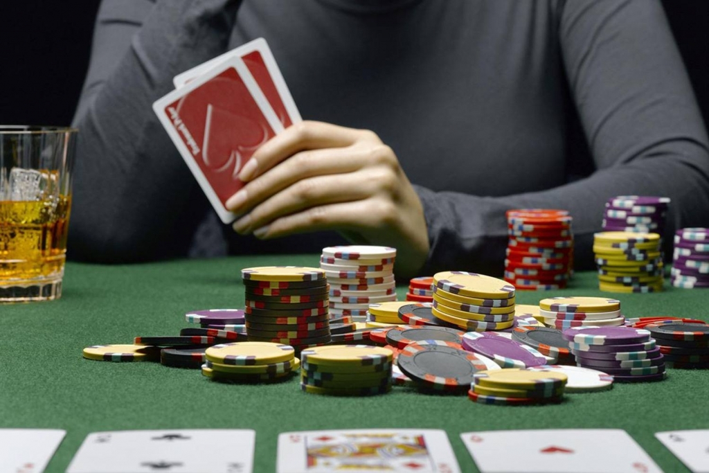 Effective tips to become a poker pro